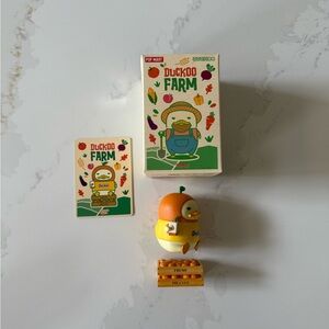 Pop Mart Duckoo Farm Figure - Orange